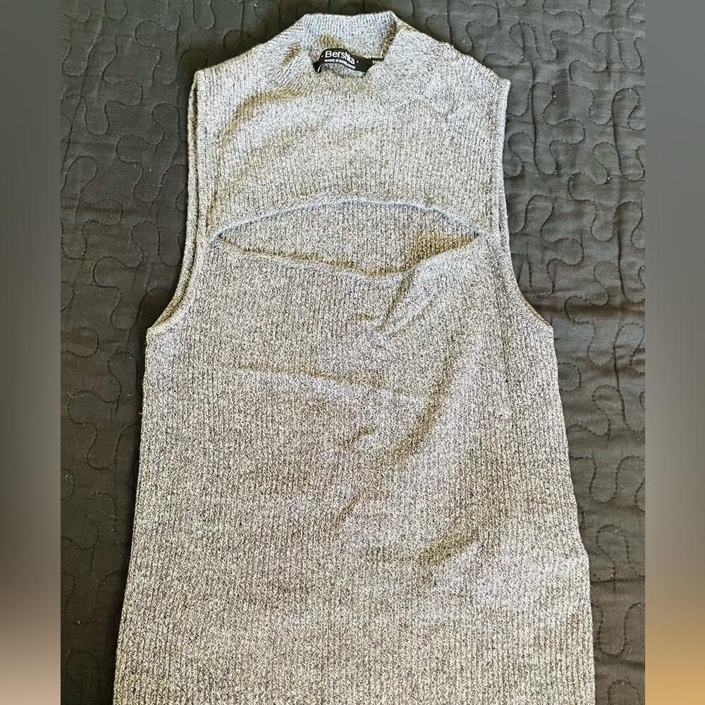 Bershka ribbed knit top extra small size